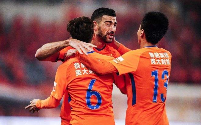 包含西汉姆内部会议纪要流出：冲刺阶段再遭质疑；全明星赛使命明确；阵容厚度经受考验的词条