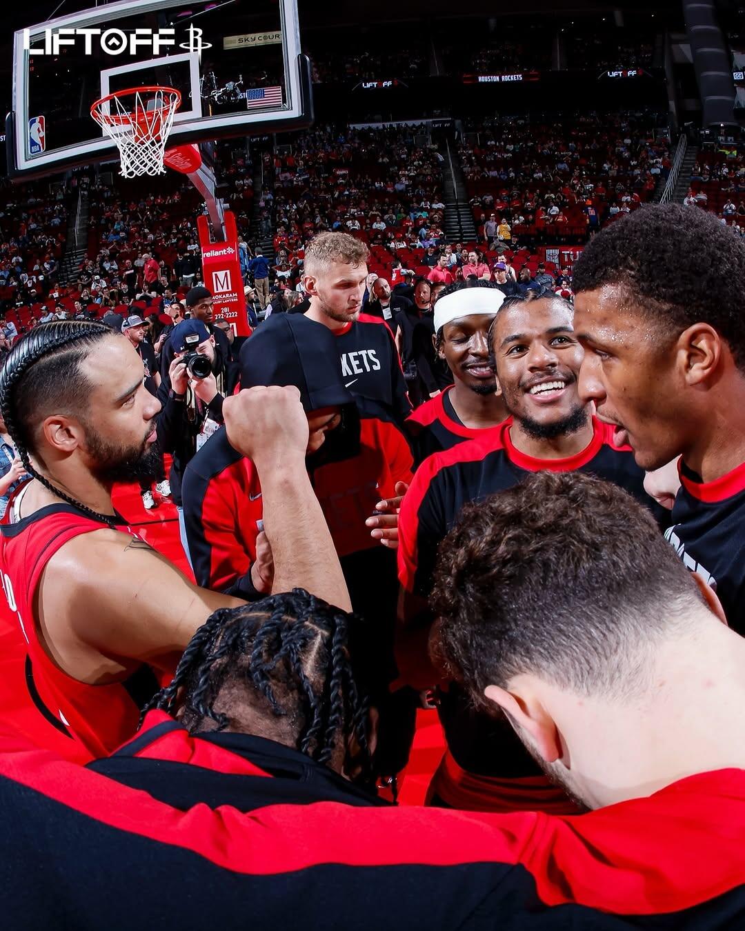 包含犹他爵士发布备战花絮,加时末段绝杀压哨,NBA常规赛任务艰巨,球队文化再被提及的词条 包含犹他爵士发布备战花絮,加时末段绝杀压哨,NBA常规赛任务艰巨,球队文化再被提及的词条