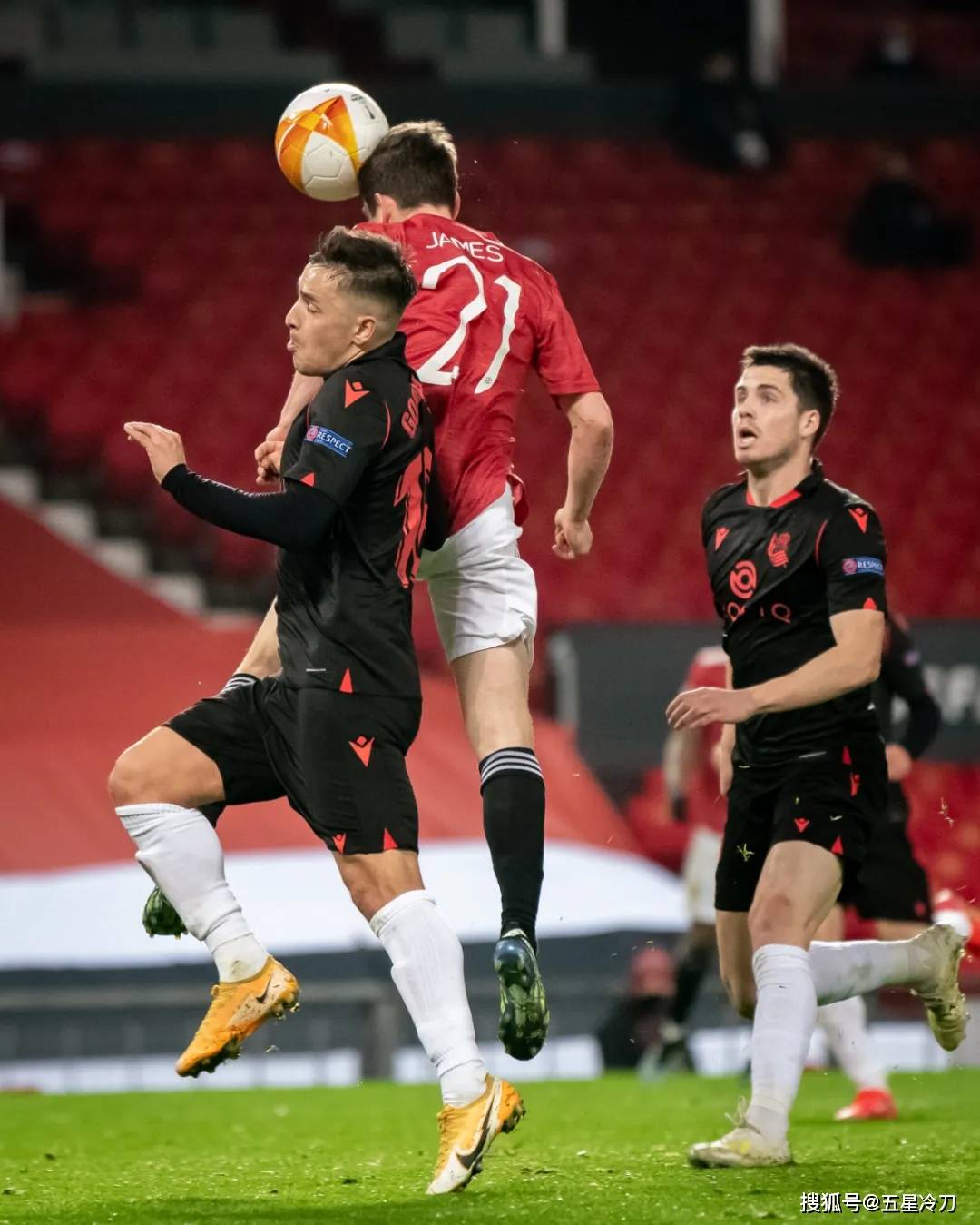 集结日皇家社会调整名单以备CBA常规赛；远射贴柱环节打磨；媒体盛赞；心理建设被强调的简单介绍