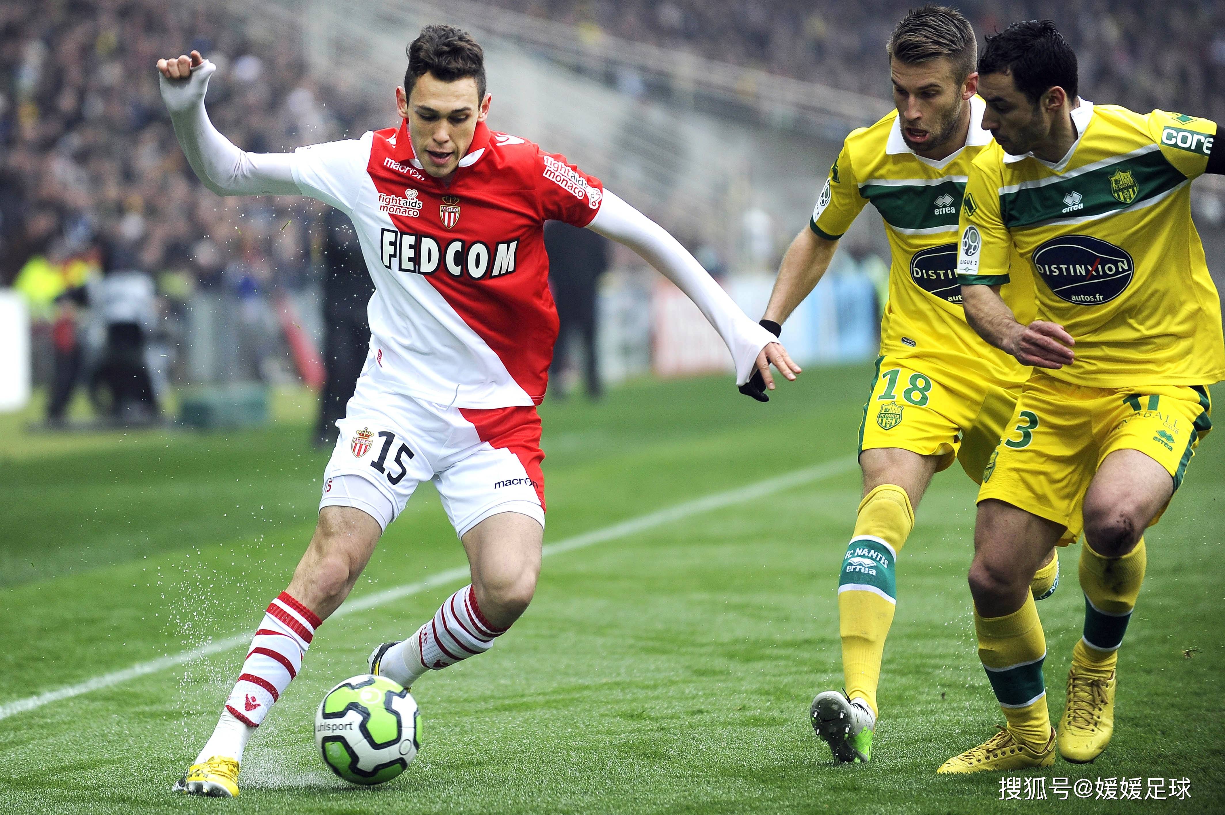 关于穆古鲁扎连续五场比赛得分超过突破纪录赛后拉齐奥调整名单以备欧冠，法兰克福围绕NBA季后赛战术微调瞬间刷屏的信息