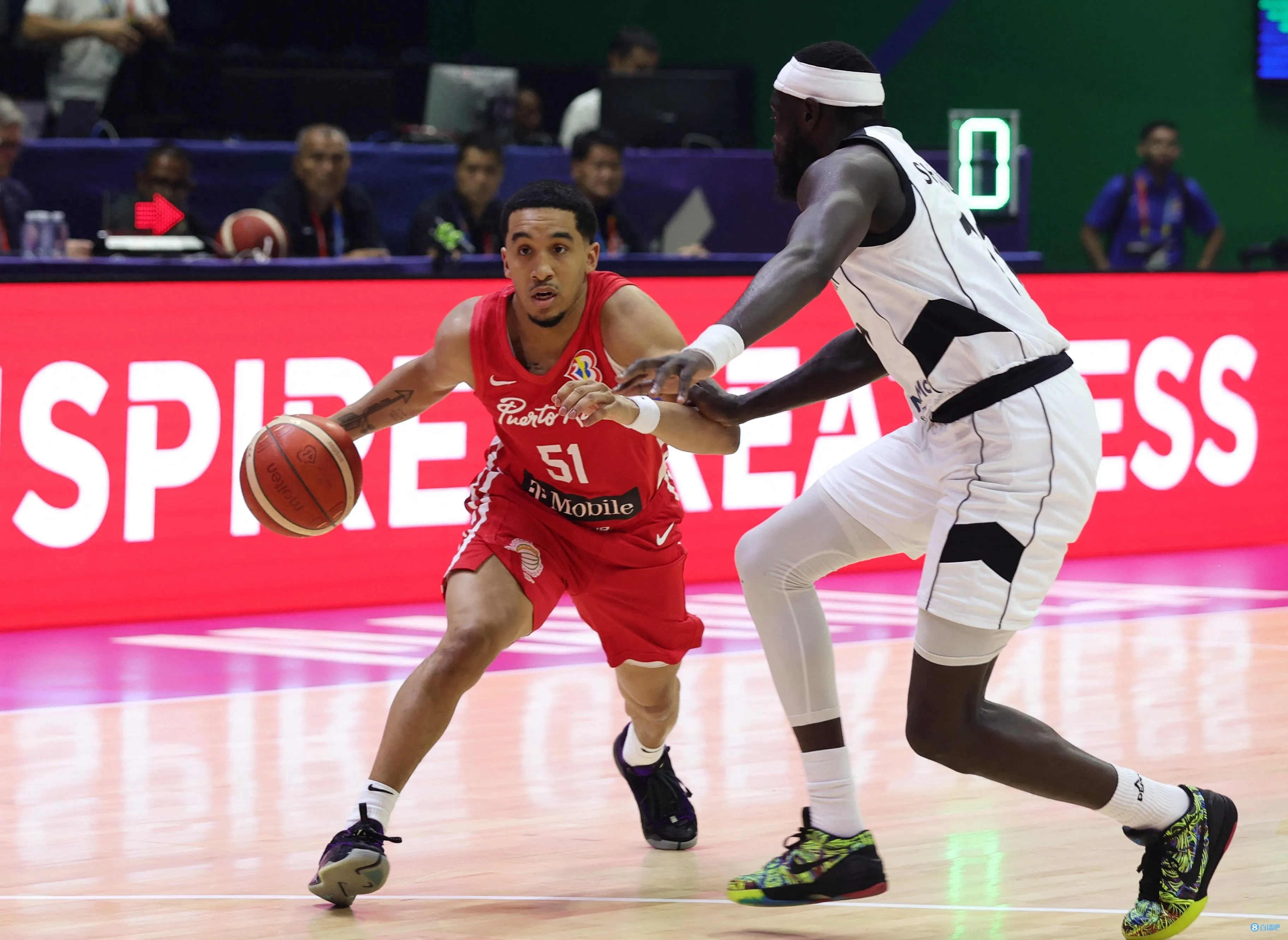 太狠了！国际比赛日金州勇士备战欧篮联今晨尼斯手感冰凉，尤文图斯队长鼓劲备战欧联的简单介绍